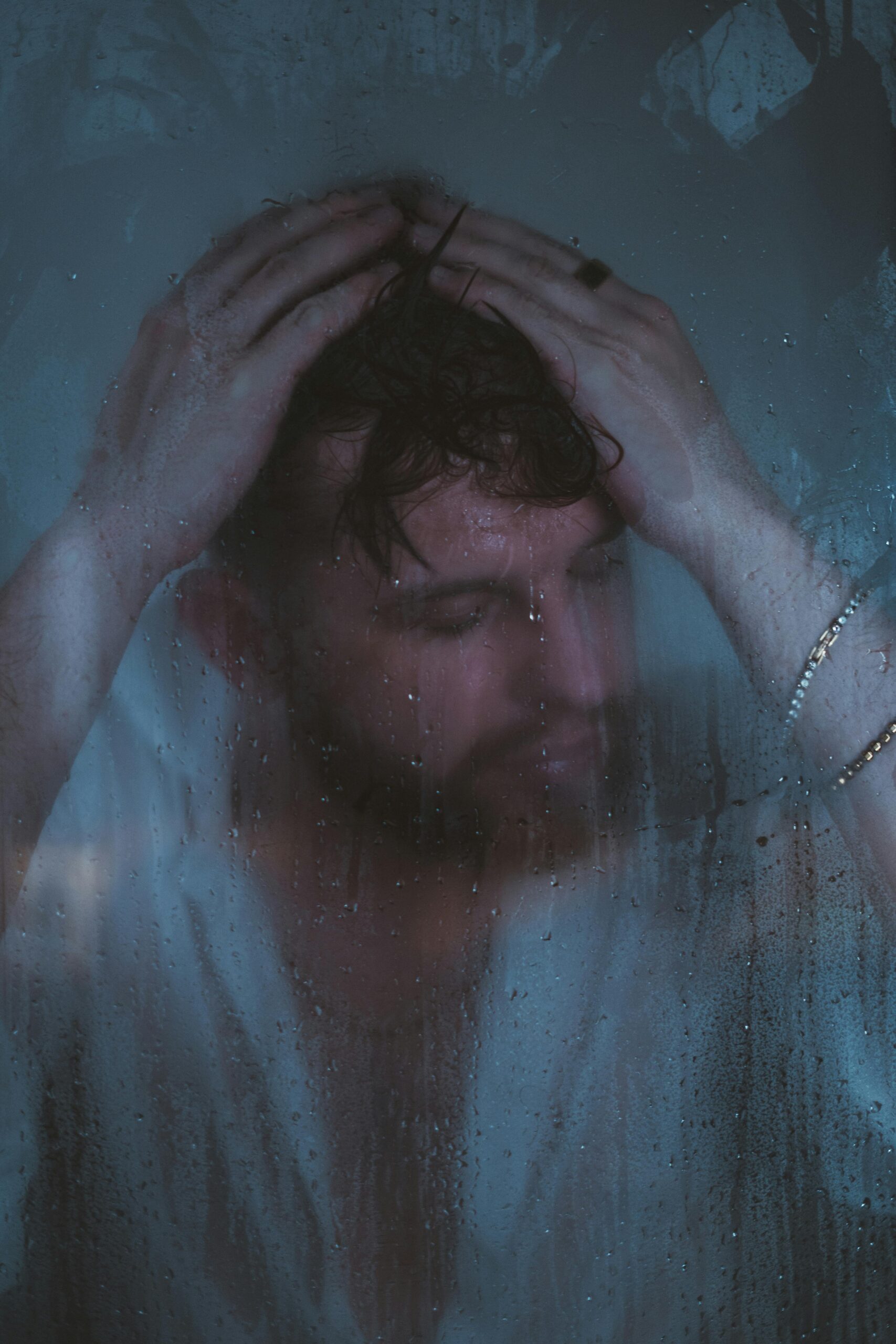 중년 남성의 자신감을 되찾는 법 – 착용만으로 달라지는 작은 변화의 기적