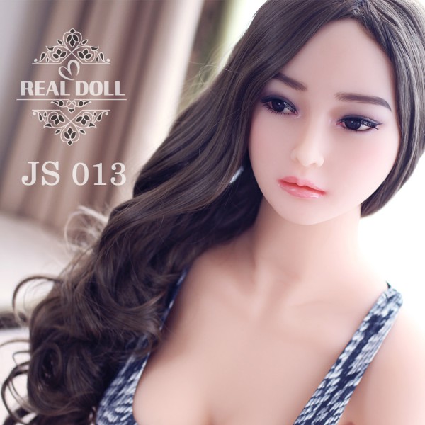 150cm 리얼돌 JS 013 – 작지만 강렬한 존재감, 외로움 대신 따뜻함을 선택하세요